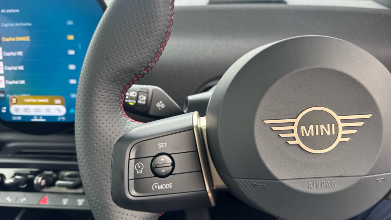 MINI Cooper 135kW E Sport [Level 2] 41kWh 3dr Auto Electric Hatchback